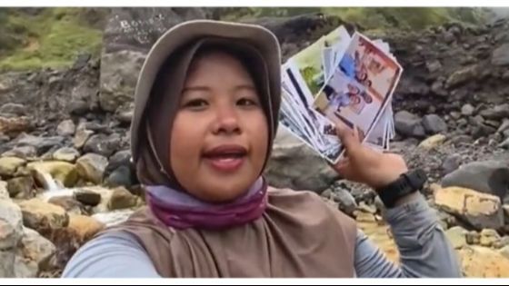 Jeli Lihat Peluang, Wanita Ini Buka Jastip Foto & Video saat Mendaki Gunung Rinjani