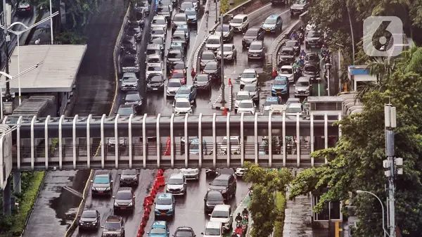 Aturan Pembatasan Kendaraan Pribadi di DKI Jakarta Segera Terbit