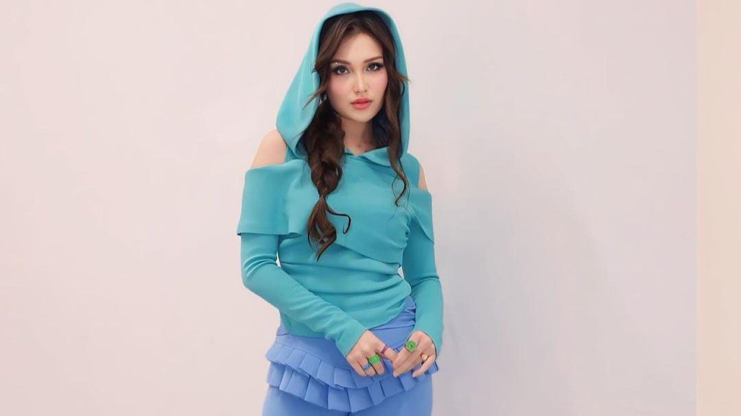 Potret Terbaru Ayu Ting Ting yang Cantik & Mangling, Netizen 'Seperti Princess Jasmine'