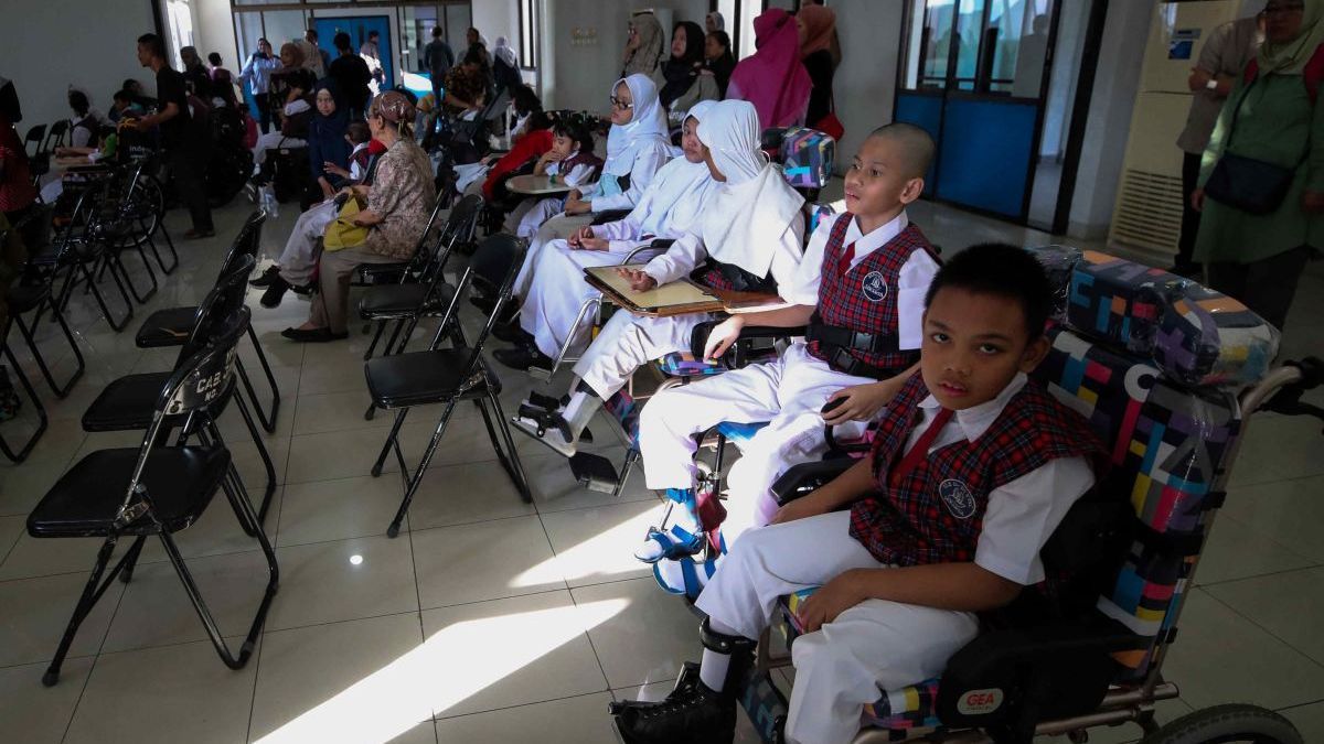 FOTO: Keceriaan Siswa SLB YPAC Jakarta di Hari Pertama Mengikuti Kegiatan Sekolah