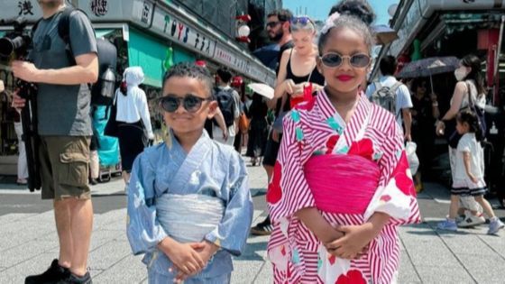 8 Foto Gemas Anak-Anak Kimmy Jayanti Pakai Kimono Saat Liburan Ke Jepang