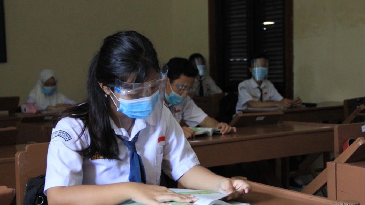 Curhat Orang Tua di Garut, Anaknya Dipersulit Masuk SMA Favorit karena Tak Pakai Jalur ‘Sindikat Sekolah’