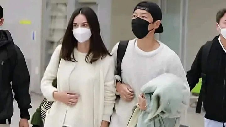 Selamat! Song Joong Ki dan Katy Louise Bakal Punya Anak Kedua