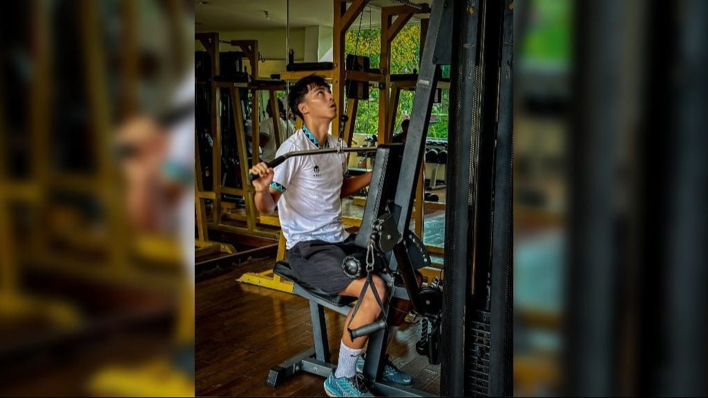 Meski Dicoret dari Timnas Indonesia U-16, ini 7 Potret Diego Anak Darius Sinathrya dan Donna Agnesia Tetap Giat Berlatih di Gym