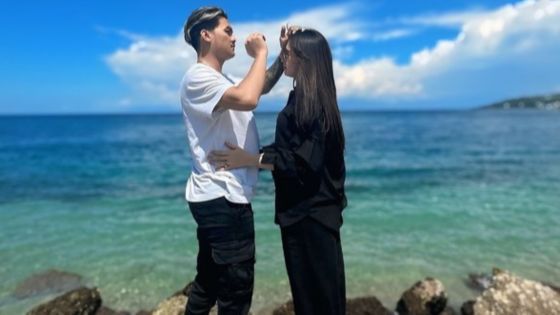 Bucin Bersama Gilga Sahid, 8 Foto Terbaru Happy Asmara Yang Hobinya Suka Liburan ke Pantai