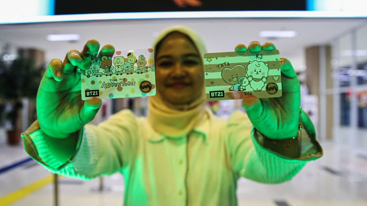 FOTO: Tampilan Imut Kartu KRL Edisi BT21 untuk Para Pengguna Commuter Line