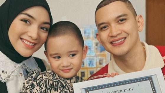 8 Foto Athar Anak Citra Kirana dan Rezky Aditya Yang Dapat Penghargaan 'Si Paling Stylish' di Sekolahnya