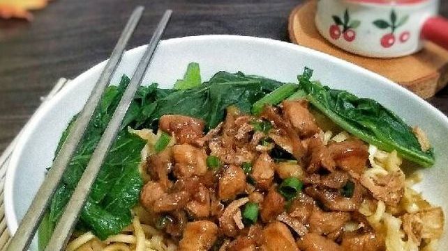 5 Resep Bumbu Ayam untuk Mie Ayam Spesial & Dijamin Bikin Nagih