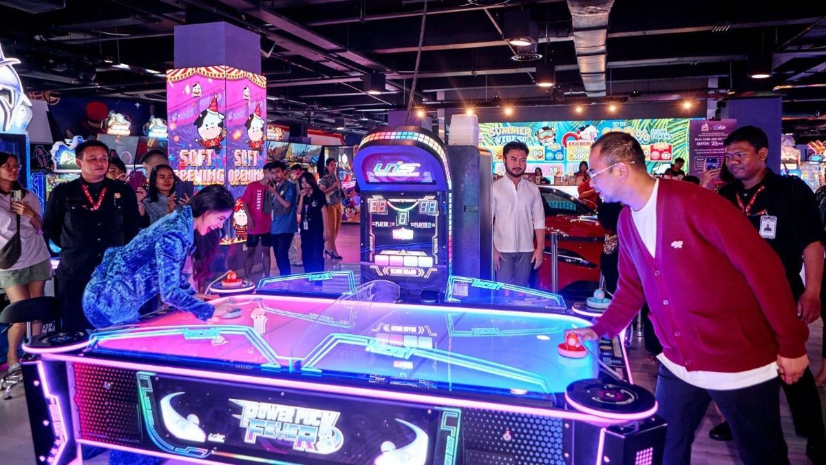 Bangkitkan Ekonomi Indonesia, Raffi Ahmad Hadirkan Game 'Kenangan' Era 90an di Pluit Village Mall