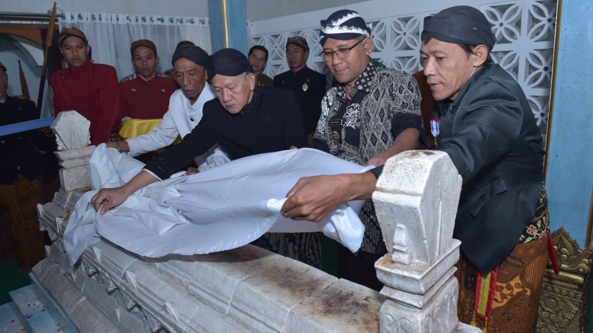 Melihat Tradisi Buka Luwur di Lereng Gunung Merbabu, Bentuk Penghormatan Masyarakat Boyolali Terhadap Ulama Syekh Maulana Maghribi