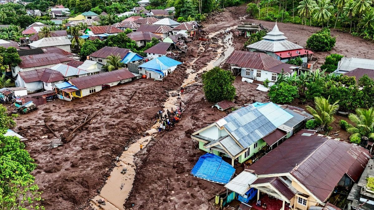 FOTO: Penampakan Banjir Bandang Dahsyat Menyapu Kota Rua di Ternate, Korban Meninggal Dunia Terus Bertambah