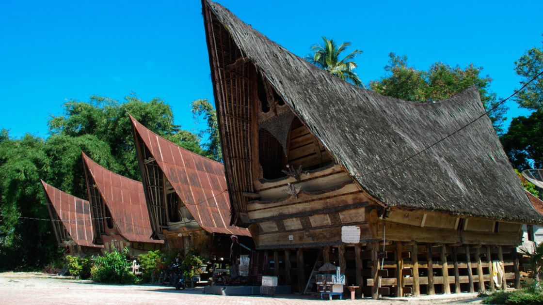 Nggak Cuma Danau Toba, Ini Rekomendasi Destinasi Indah yang Ada di Sumatera Utara