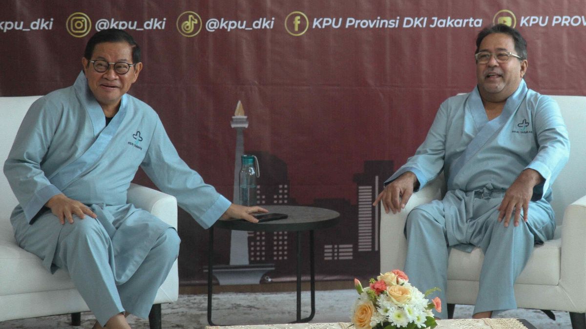 FOTO: Momen Pramono-Rano Karno Jalani Tes Kesehatan untuk Pilkada Jakarta, Diwarnai Raut Deg-degan Takut Disuntik