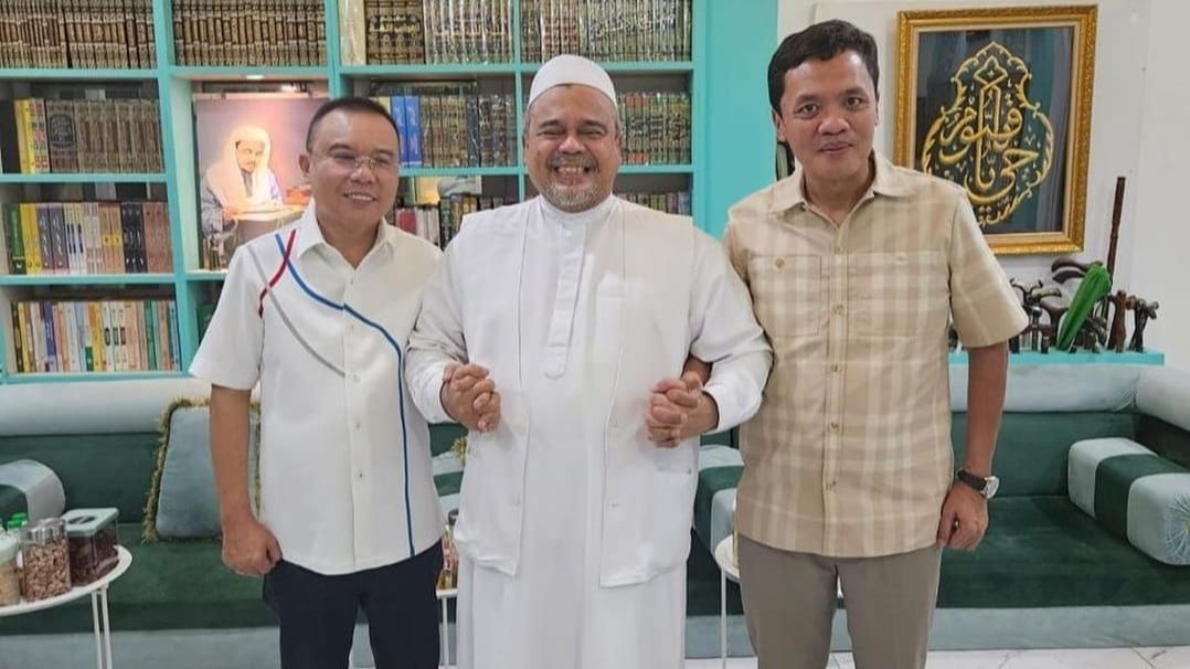 Elite Gerindra Bertemu Rizieq Saling Genggam Tangan: Silaturahmi Kebangsaan