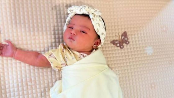 Berwajah Bule, 8 Foto Baby Zeya Anak Tengku Dewi Putri dan Andrew Andika