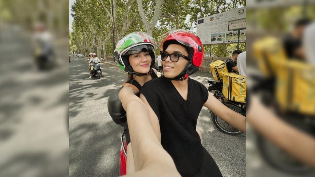 10 Potret Aaliyah Massaid dan Thariq Halilintar saat Honeymoon di Italia, Jalan-jalan Naik Vespa Romantis Banget!