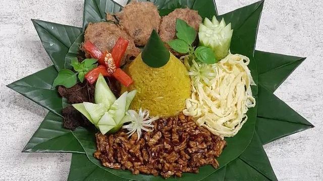 4 Resep Nasi Tumpeng untuk Perayaan HUT Ke-79 RI, Lengkap Beserta Tumpeng Merah Putih