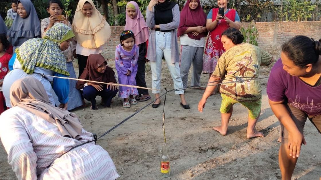 Lomba 17 Agustus Lucu Ibu-Ibu, Seru dan Bikin Meriah