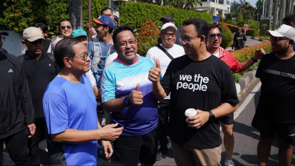 FOTO: Jempol dan Jabat Tangan, Sinyal Anies Baswedan Dukung Pramono-Rano di Pilkada Jakarta 2024