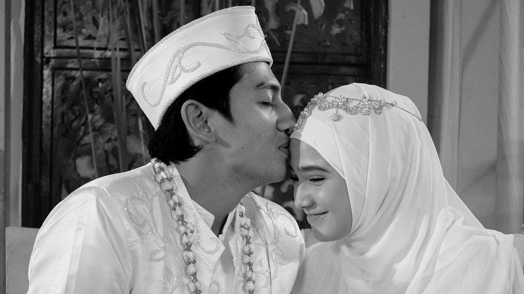 Potret 'Pernikahan' Syifa Hadju dan Harris Vriza Sederhana tapi Penuh Khidmat, Komentar El Rumi Disorot