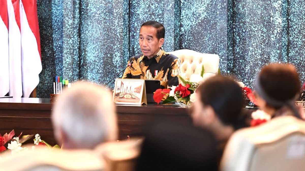 FOTO: Momen Jokowi Pimpin Sidang Kabinet Terakhir di IKN, Pamitan hingga Minta Maaf