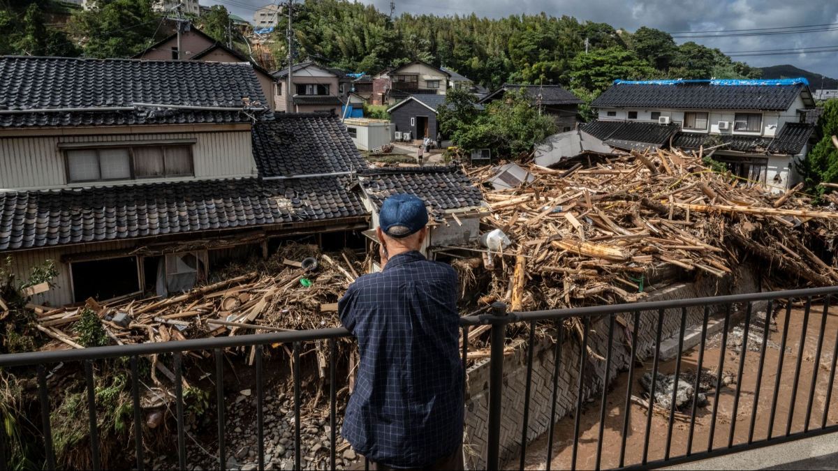 FOTO: Banjir dan Tanah Longsor Luluh Lantakan Jepang Tewaskan 6 Orang