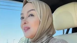 Potret Terry Putri yang Kini Menetap di Amerika Serikat, jadi Kurir Pengantar Makanan