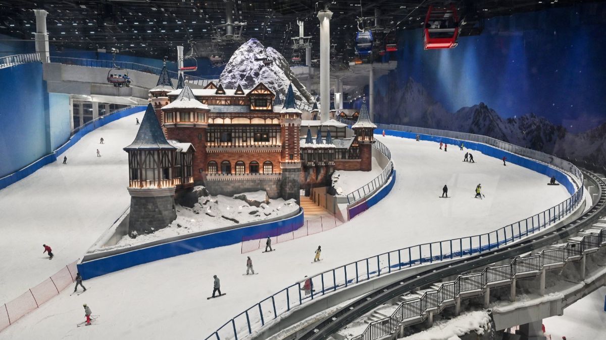 FOTO: Negara Ini Punya Resor Ski Indoor Terbesar di Dunia, Begini Potret Megahnya!