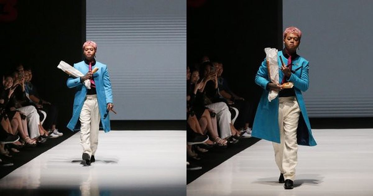 10 Potret Reza Arap Tampil jadi Model, Gayanya Memukau saat Melenggang di Catwalk