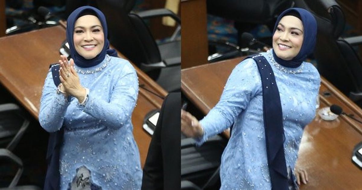 8 Potret Astrid Kuya Saat Dilantik Sebagai Anggota DPRD, Mengaku Sering Dipandang Remeh - Menghadapi Intimidasi