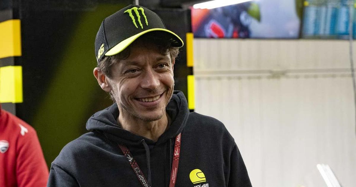 Usai 28 Tahun, Valentino Rossi Akhirnya Ngaku Salah Soal Rivalitasnya dengan Max Biaggi