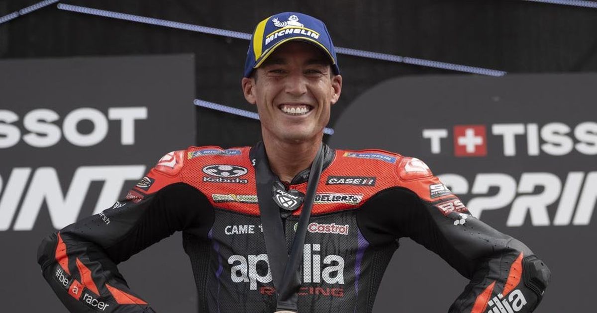 Kocak! Pembalap Aprilia Racing Aleix Espargaro Dapat Julukan 'Pak RT' dari Fans MotoGP di Indonesia, Ternyata ini Alasannya