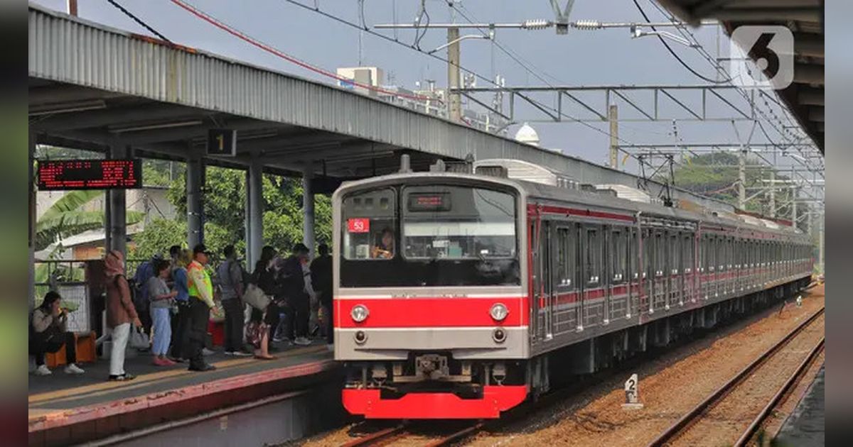 Pelantikan Prabowo dan Gibran, Hari Ini Tarif KRL hanya Rp 1