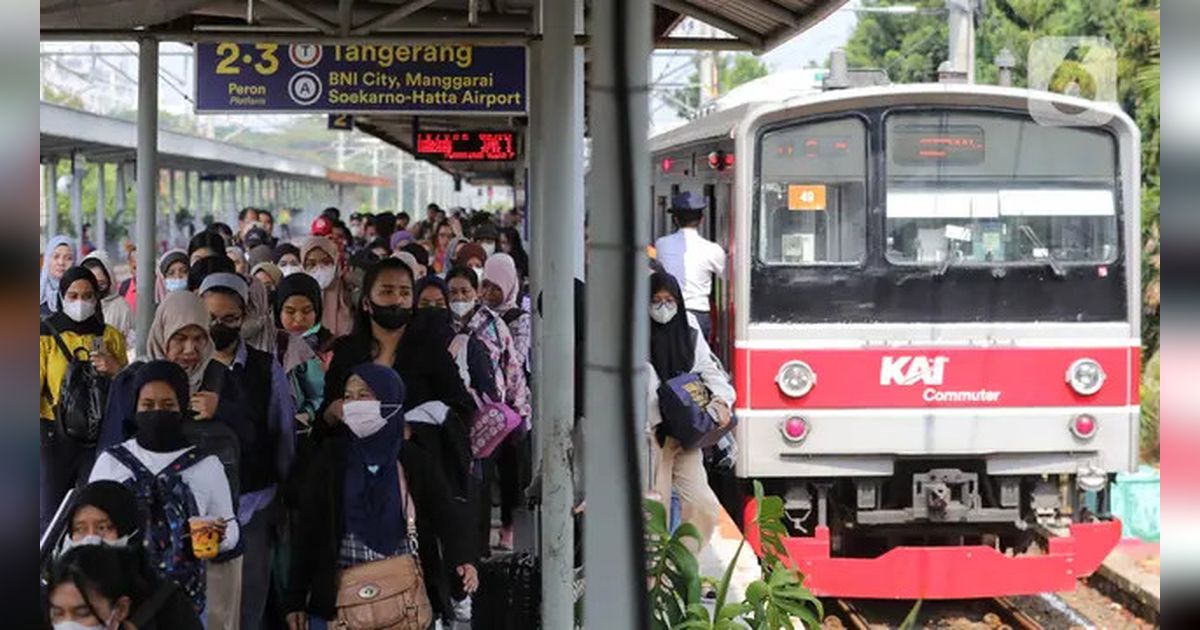 Pengamanan Ekstra di Commuter Line Jabodetabek, Personel Siaga Menghadapi Lonjakan Penumpang