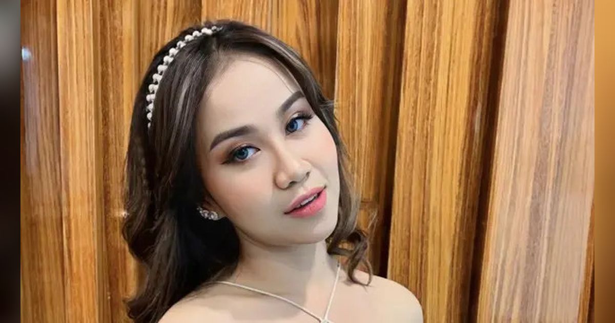 Resolusi 2025 Mayang Adik Mendiang Vanessa Angel: Skripsi Selesai dan Job Melimpah Ruah