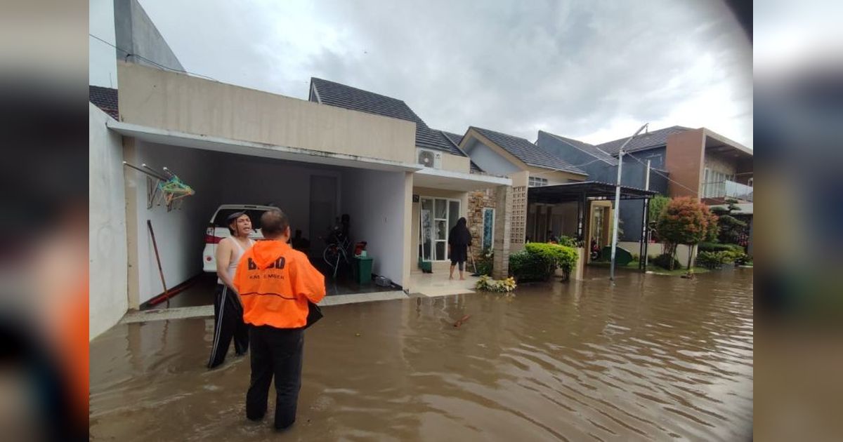 Banjir Jember: 1.297 Jiwa Terdampak, Satu Rumah Rusak Berat