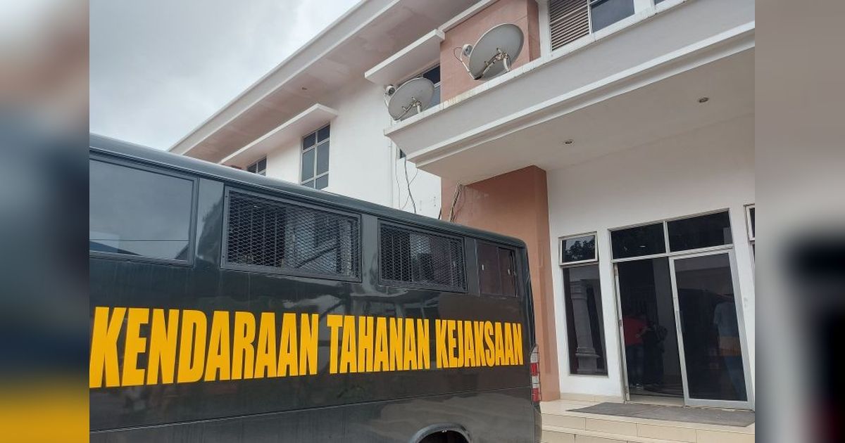 Sidang 11 Eks Satresnarkoba Barelang Ditunda: Koordinasi Pengamanan Belum Rampung
