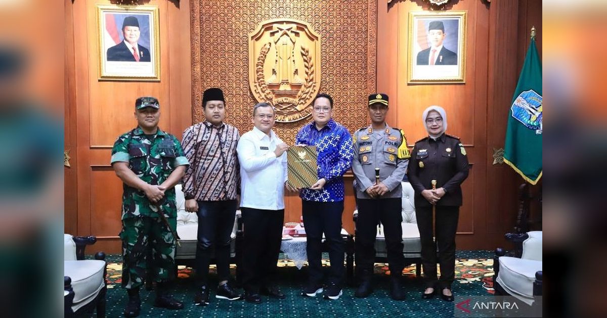 Pj Gubernur Jatim Perpanjang Jabatan Pj Bupati Sampang