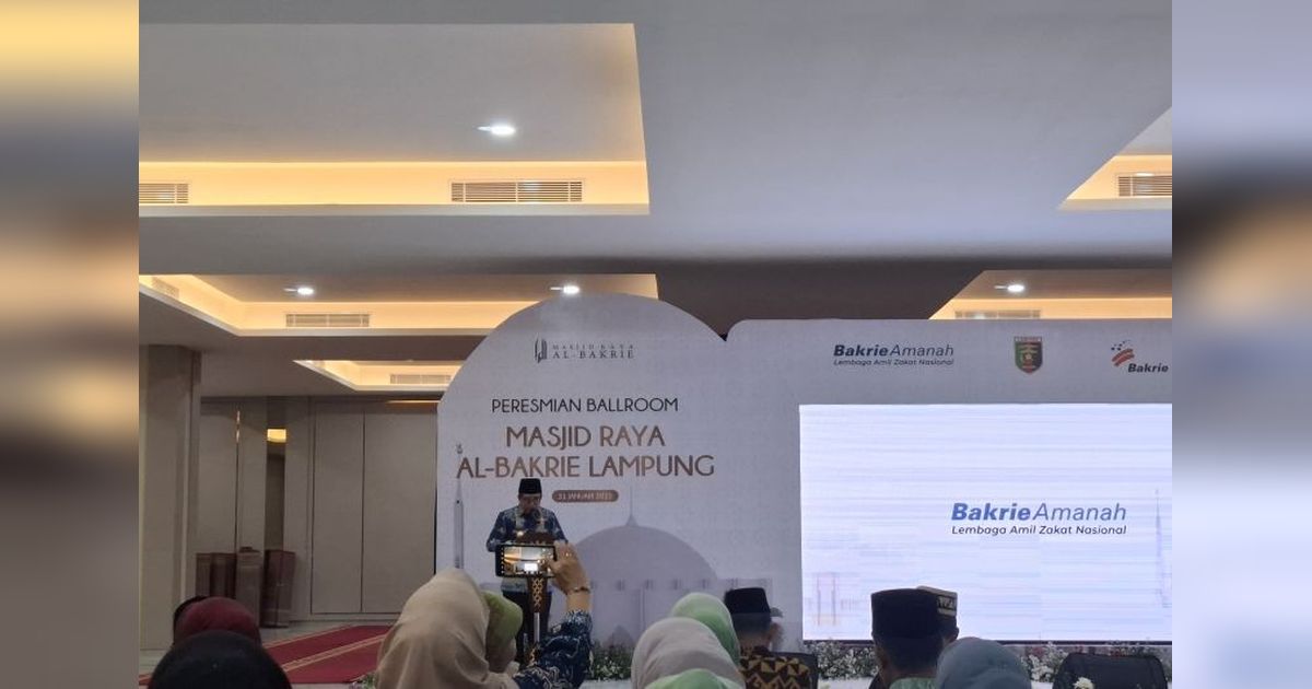 Masjid Al-Bakrie Lampung: Wadah Kegiatan Keagamaan dan Sosial Masyarakat