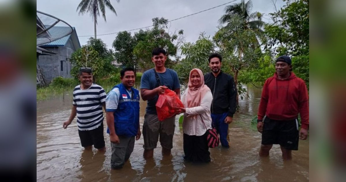 Pemkab Natuna Salurkan Bantuan untuk Korban Banjir di Natuna
