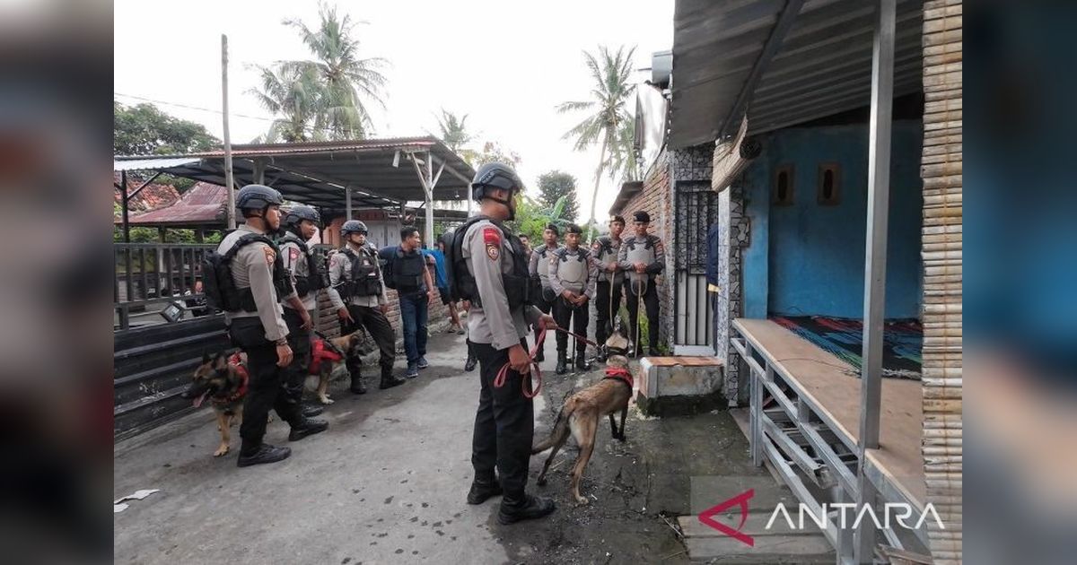 Polda NTB Amankan 29,72 Gram Sabu di 'Kampung Narkoba' dengan Bantuan Anjing K-9
