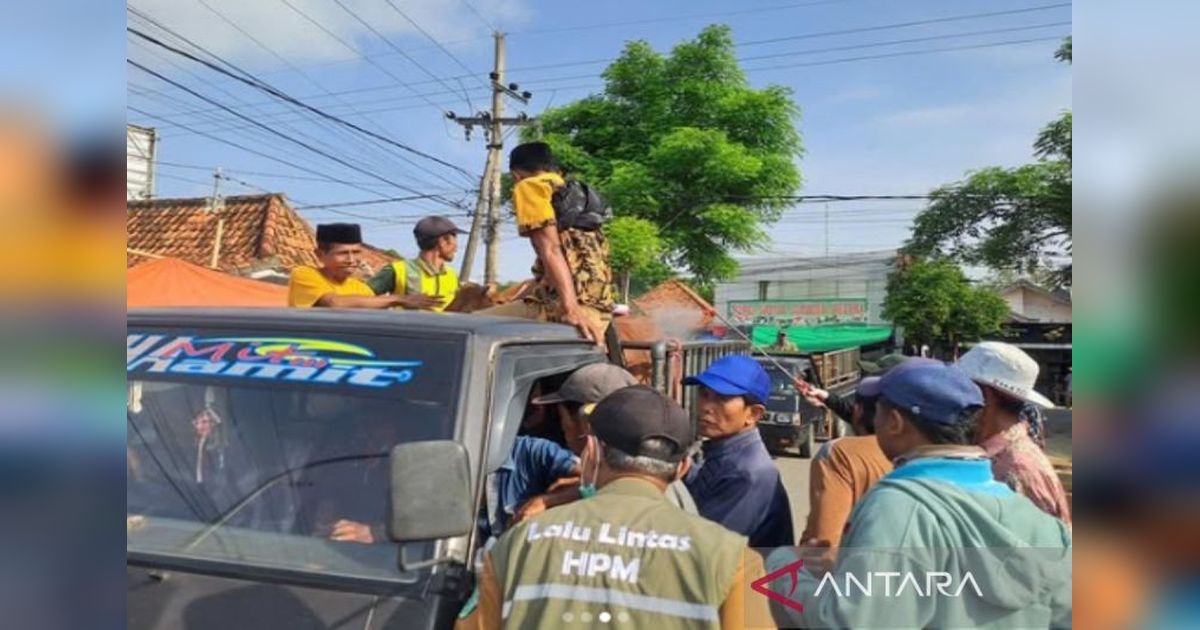 Tim DKPP Pamekasan Tangani PMK dengan Kunjungan Rumah ke Rumah