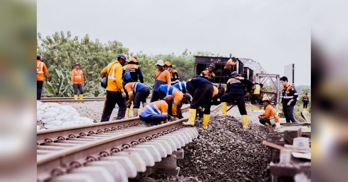KAI Targetkan Perbaikan Jalur Kereta Grobogan Rampung 5 Februari