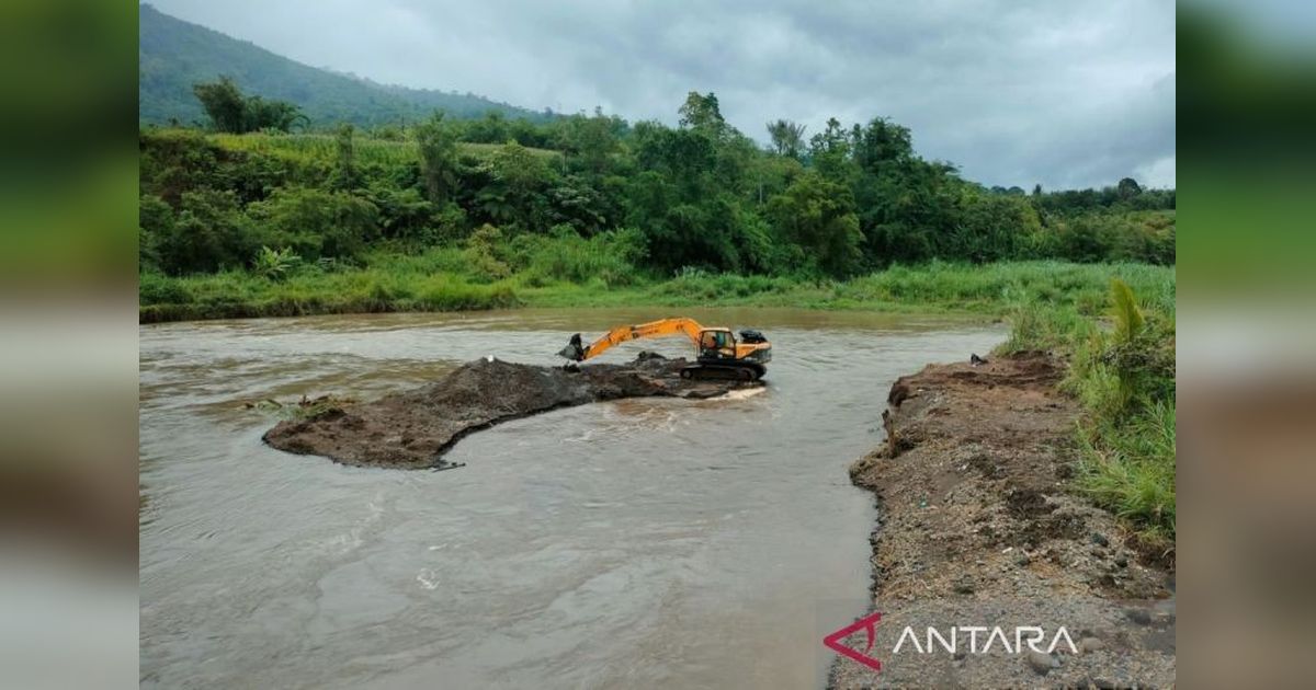 Sungai Musi Rejang Lebong Normal Kembali Setelah Pengerukan