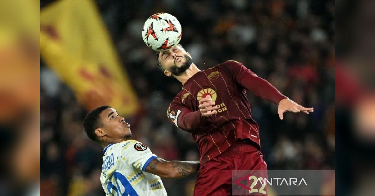 Bayer Leverkusen Pinjam Bek Tengah Mario Hermoso dari AS Roma