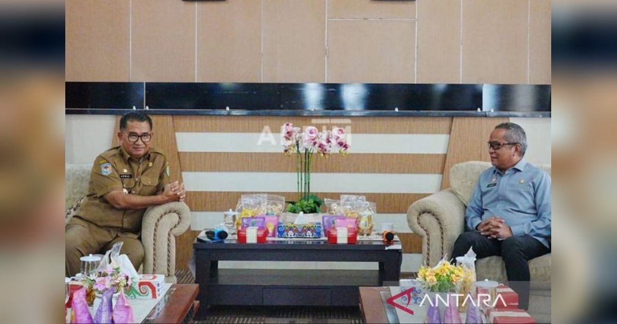 Pj Gubernur Kaltim Dorong Pemanfaatan Teknologi untuk Sosialisasi Produk Hukum