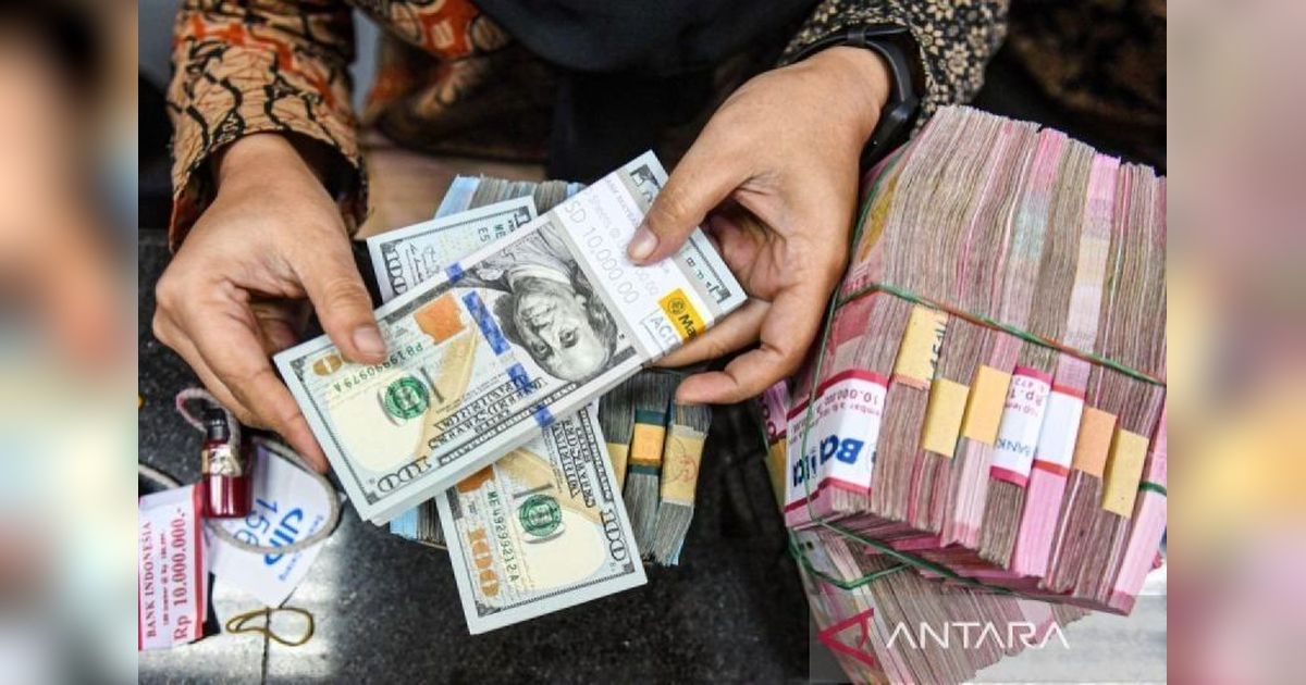 Rupiah Menguat, Tembus Rp16.300 per Dolar AS