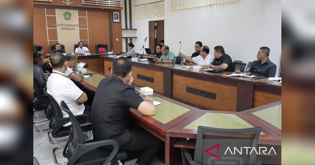 Gaji Honorer Jembrana Dicairkan Sebelum Pagerwesi