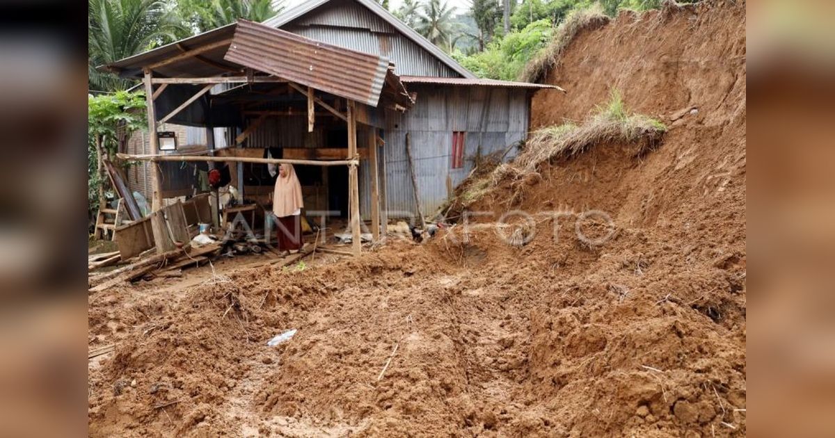 Longsor Kupang: 74 Jiwa Mengungsi, Butuh Bantuan Makanan dan Pakaian