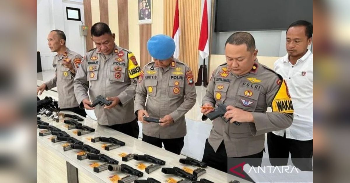 Polres Bangka Selatan Periksa Senjata Api Secara Berkala: Jaga Profesionalisme dan Keamanan